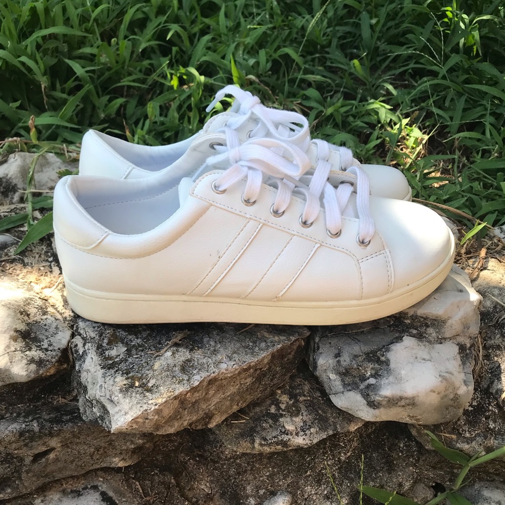 Champion Sneakers